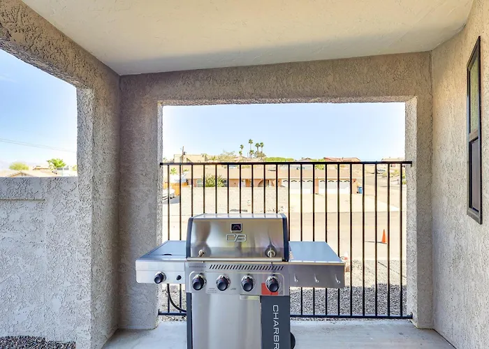 2 Mi To Windsor Beach! Updated, Sleek Family * Lake Havasu City